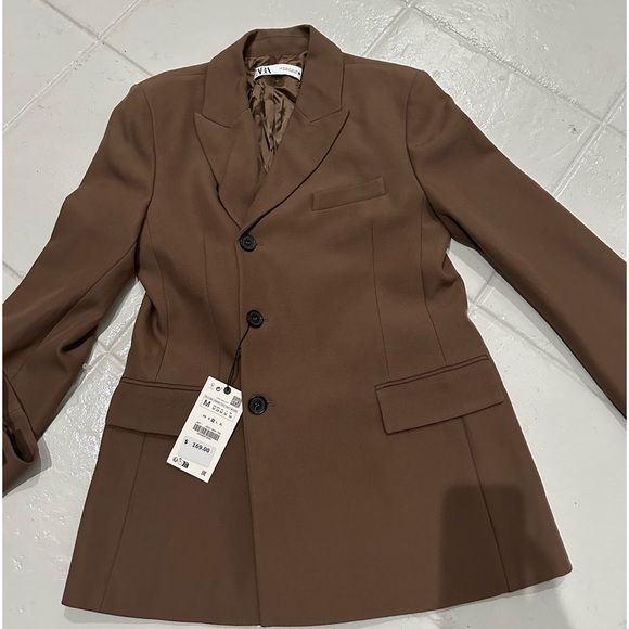 Zara symmetrical brown button blazer